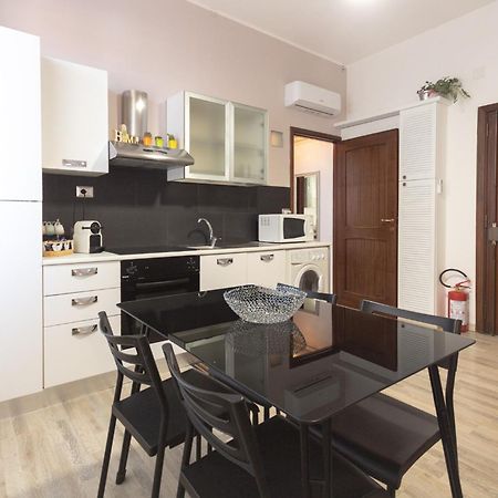 Casa Venusia Apartment Каляри Екстериор снимка