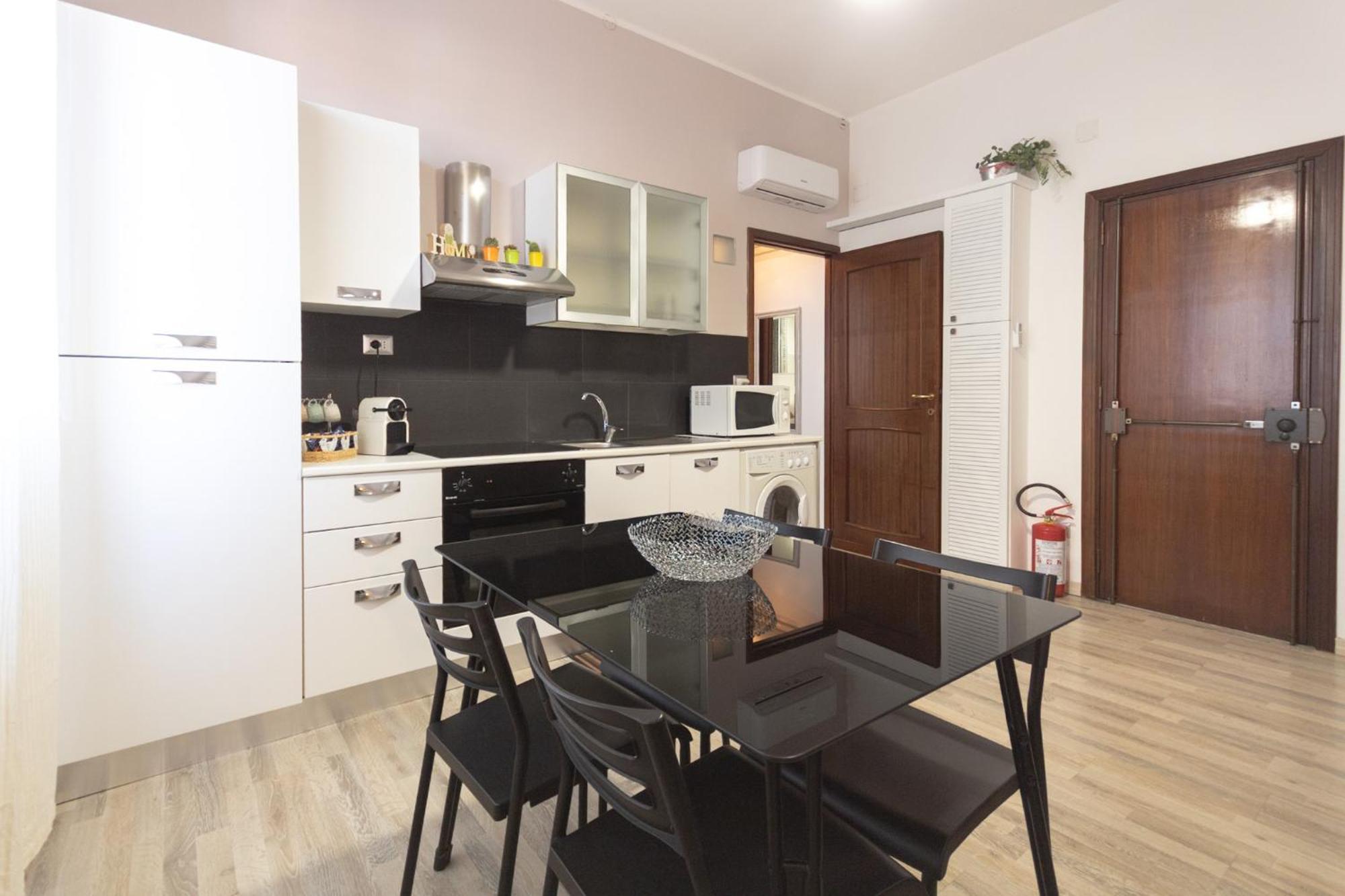 Casa Venusia Apartment Каляри Екстериор снимка